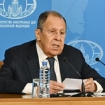 　記者会見するロシアのラブロフ外相＝２０日、モスクワ（共同）