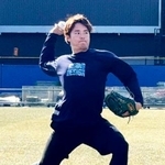 　練習を公開したロッテの横山＝ＺＯＺＯマリン