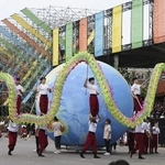 　２０２４年、頼清徳総統の就任式典で披露された竜の演舞＝台北の総統府前