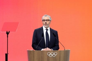 　ＩＯＣの総会で演説するワッサーマン氏＝３日、ミラノ（ゲッティ＝共同）