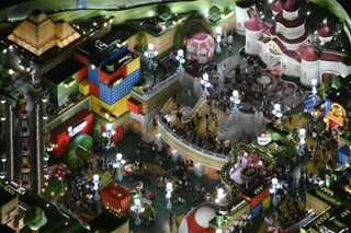 　来場者でにぎわうユニバーサル・スタジオ・ジャパン＝２０２５年４月、大阪市此花区