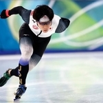 　調整する森重航＝ミラノ（共同）