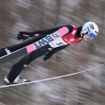 　Ｗ杯ジャンプで飛躍するノルウェーのヨハンアンドレ・フォルファン＝昨年２月、大倉山