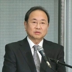 　取材に応じるフジＨＤの清水賢治社長＝３日午後、東京都港区