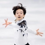 　男子ＳＰ　演技する鍵山優真＝ミラノ（共同）