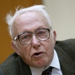 　ロシアの歴史家ロイ・メドベージェフさん＝２００６年９月、モスクワ（タス＝共同）