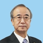 　新潟県の花角英世知事