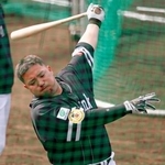 　打撃練習するソフトバンク・山川＝宮崎