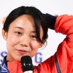 　記者会見するスピードスケート女子の高木美帆＝２１日、ミラノ（共同）