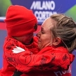 　カーリング女子で銅メダルを獲得し、喜ぶカナダのスキップ、レーチェル・ホーマン＝２１日、コルティナダンペッツォ（ＡＰ＝共同）