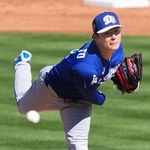 　エンゼルス戦に先発し、１回２／３を３安打２失点、３三振だったドジャース・山本＝テンピ（共同）