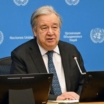 　１月、ニューヨークの国連本部で記者会見するグテレス事務総長（共同）
