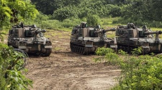 　２０２２年８月、米韓両軍の合同演習で韓国北部・坡州市で待機するＫ９自走砲（聯合＝共同）