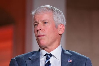 　クリス・ライト米エネルギー長官＝１１日、ワシントン（ロイター＝共同）