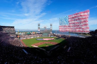 　米大リーグ、ジャイアンツ-ヤンキースの開幕戦が行われたオラクル・パーク＝２５日、米カリフォルニア州サンフランシスコ（ゲッティ＝共同）