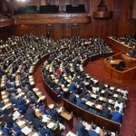 　衆院本会議＝２月