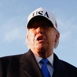 　１３日、記者団に話すトランプ米大統領＝メリーランド州（ロイター＝共同）