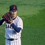 　ＷＢＣ準々決勝のベネズエラ戦に向け調整する山本由伸＝１２日、米マイアミ（共同）