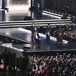 　２１日、ソウルの光化門広場で開かれたＢＴＳの公演（共同）