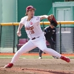 　日本ハムとの２軍戦に登板した楽天・前田健＝森林どりスタジアム泉