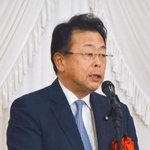 　講演する公明党の西田幹事長＝２５日午前、東京都千代田区