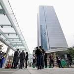 　全面開業を迎えた「高輪ゲートウェイシティ」＝２８日午前、東京都港区