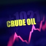 　英語で「原油」の文字とグラフ（ロイター＝共同）