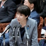 　衆院予算委で答弁する高市首相＝３０日午前