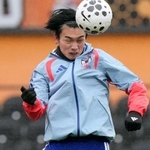 　イングランド戦に向け調整する上田＝ロンドン（共同）