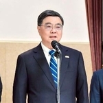 　台湾の卓栄泰行政院長＝３１日、台北市（行政院提供・共同）