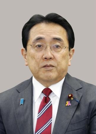 　赤沢経産相