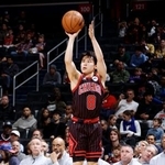 　ウィザーズ戦で３点シュートを放つブルズの河村＝ワシントン（ＮＢＡＥ・ゲッティ＝共同）