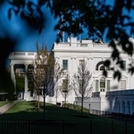 　米ホワイトハウス＝９日、ワシントン（ＡＰ＝共同）