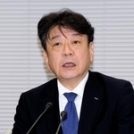 　記者会見する東京電力ＨＤの小早川智明社長＝１０日午後、東京都千代田区