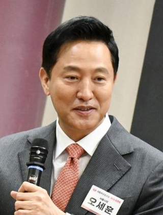 　韓国・ソウル市長の呉世勲被告