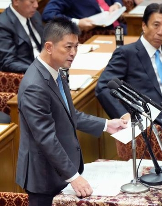 　衆院予算委で質問する高村正大氏（自民党・無所属の会）