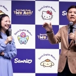 　関根麻里（左）と関根勤＝東京都中央区