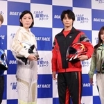 　発表会に登場した（左から）前田旺志郎、江口のりこ、神尾楓珠、矢吹奈子＝２４日、東京都港区