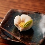 　「九九九」で提供される和菓子（提供写真）