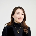 　「カラスの人生から生まれた言葉たちを、説得力を持って観客に伝えられるようにしたい」と話す望海風斗