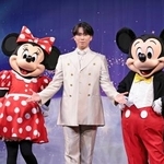 　発表会に登場した宮舘涼太＝３日、東京都品川区