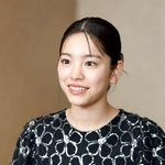 　「撮影からもう約１年。今か今かと待ちわびていたので、公開されてすごくうれしい」と話す當真あみ