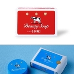 　長い歴史を持つ赤箱の「牛乳石☆（鹸のツクリが瞼のツクリ）」（上）と青箱のアイテム（提供写真）