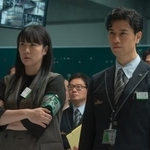 　Ｎｅｔｆｌｉｘ映画「新幹線大爆破」より。右は総括指令長の笠置（斎藤工）