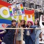 　２０２４年開催の東京レインボープライドのパレードに参加した「午前０時のプリンセス」のメンバー＝東京・渋谷（提供写真）