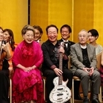 　「インペリアルジャズ２０２５」について発表する由紀さおりさん（前列左から２人目）と中村梅雀さん（同３人目）、山下洋輔さん（同４人目）＝５月、帝国ホテル東京（提供写真）