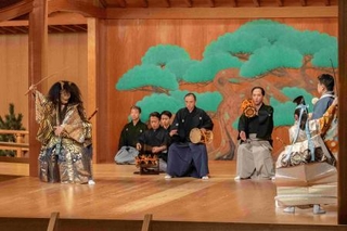 　能「船弁慶」（提供＝国立能楽堂）
