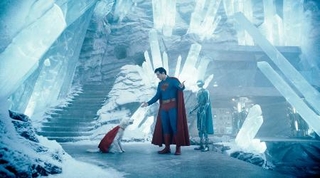 　「スーパーマン」配給：ワーナー・ブラザース映画、（ｃ）＆　ＴＭ　ＤＣ　（ｃ）２０２５　ＷＢＥＩ
