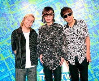 　「ＴＭ　ＮＥＴＷＯＲＫ」の（左から）小室哲哉、宇都宮隆、木根尚登＝東京都中央区