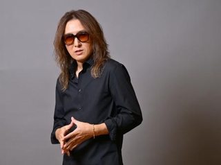 　『ＭＹ　ＷＡＹ　Ｊ自伝』を刊行した「ＬＵＮＡ　ＳＥＡ」のＪ